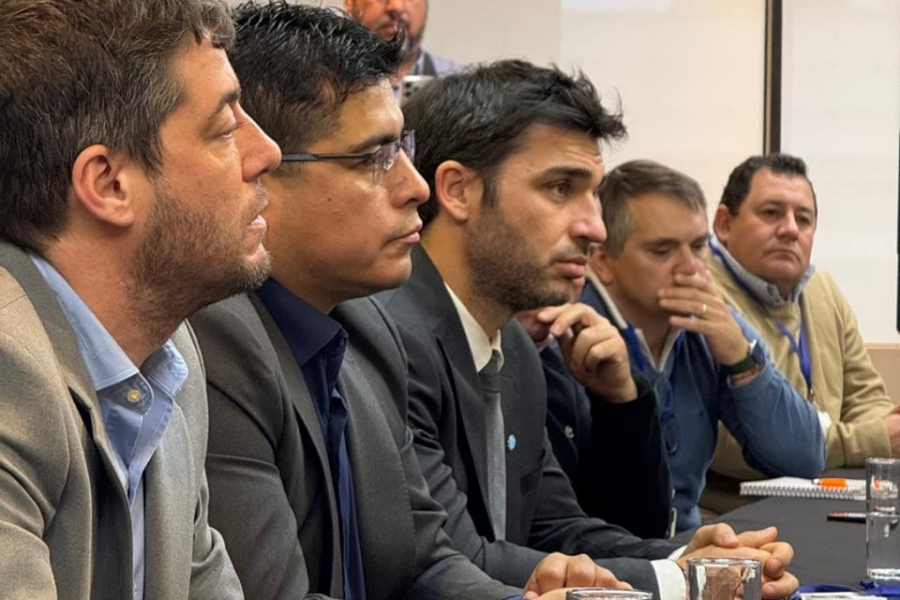 La Provincia exige respuestas concretas de Nación para la continuidad de la pesca en Puerto Deseado