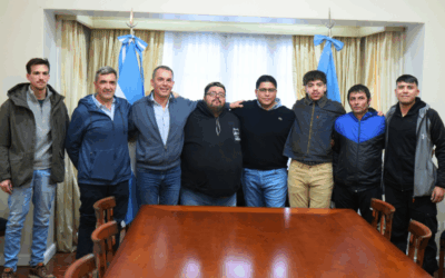 Santa Cruz forma a los futuros operadores de la primera planta de alimento balanceado