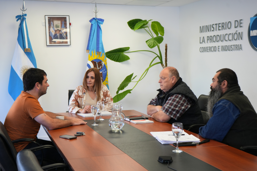Autoridades provinciales y locales analizaron la actividad pesquera en Puerto Deseado
