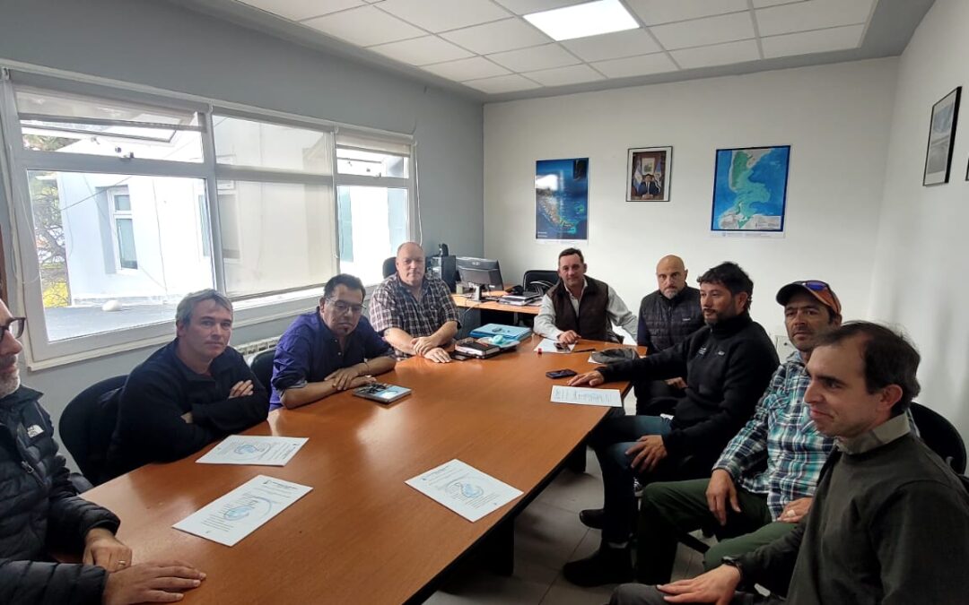 Santa Cruz consolida una mesa de trabajo con actores de la pesca deportiva