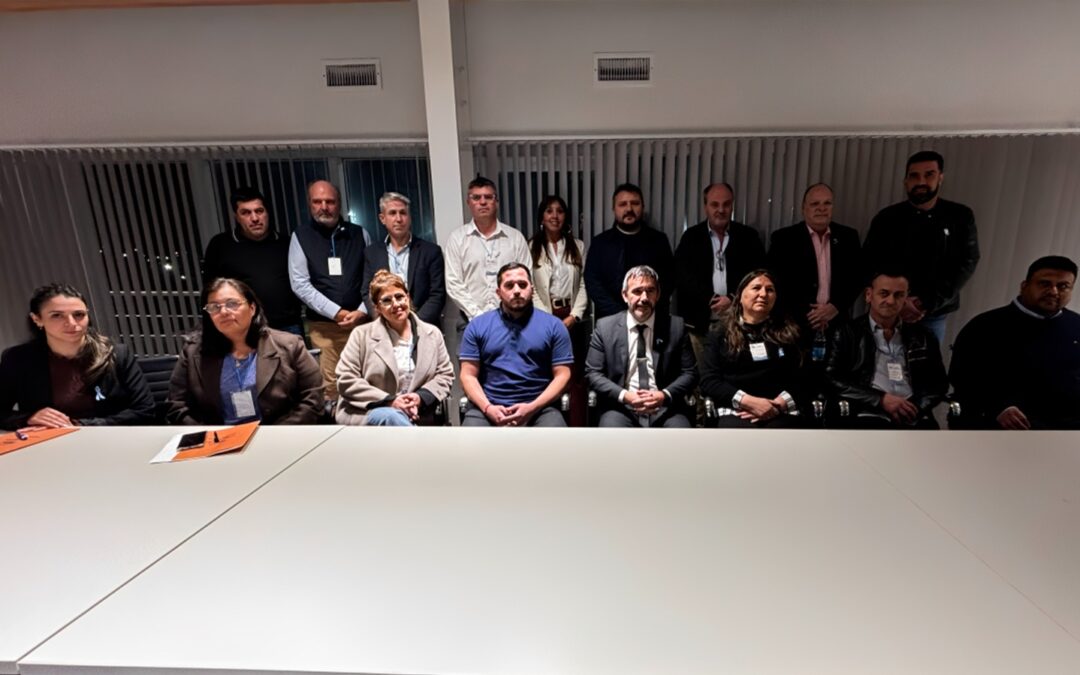 El Ministerio de Producción participó de una mesa estratégica sobre desarrollo portuario en Caleta Olivia