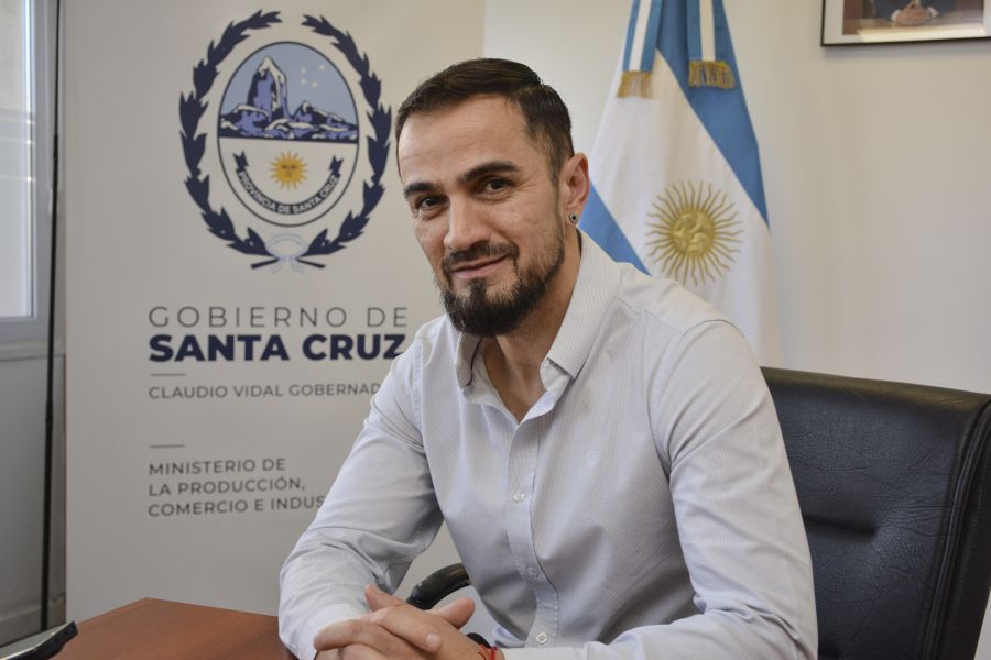 El Gobierno refuerza el conocimiento para realizar controles en los aeropuertos santacruceños