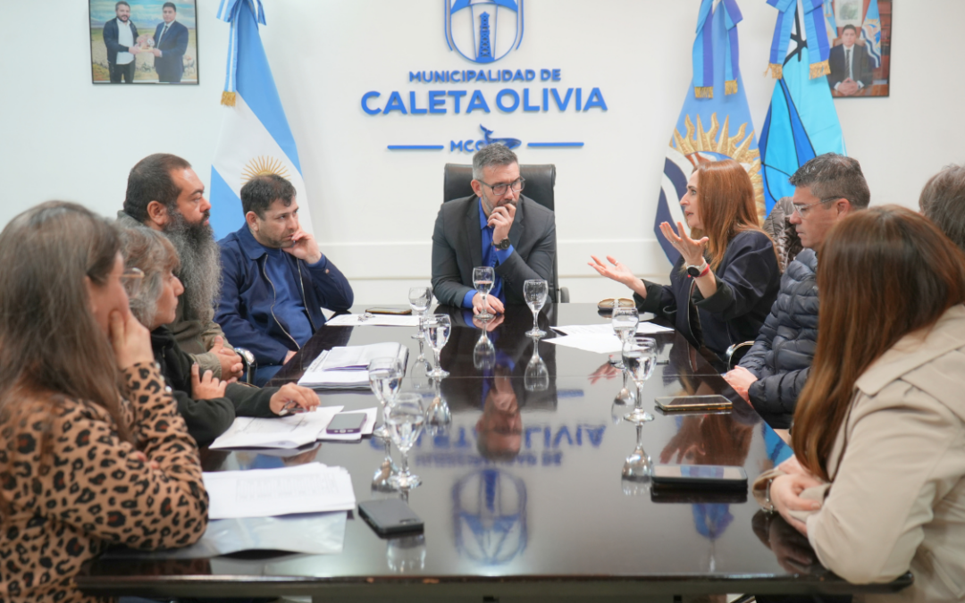 Autoridades provinciales llevaron respuestas al Municipio de Caleta Olivia por el sector pesquero