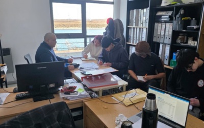 Alumnos de la Escuela de Biología Marina comenzaron sus prácticas en Puerto Caleta Paula